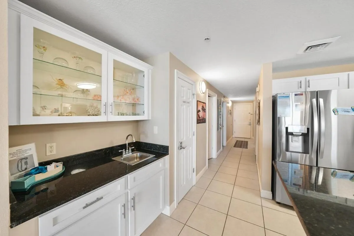 Calypso 208 East Direct Gulf Front Exceptional Daire Panama City Beach